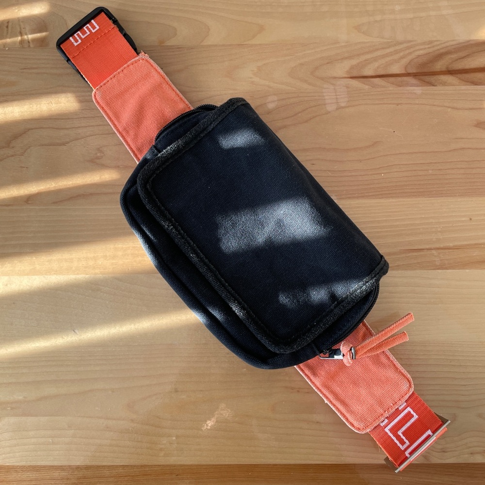 Atelier new regime
Fanny pack, waist pack